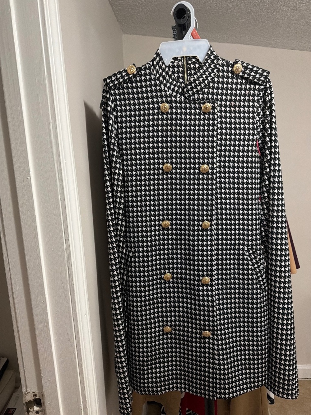 Blithe Los Angeles Houndstooth Gold Button Blazer Size Small